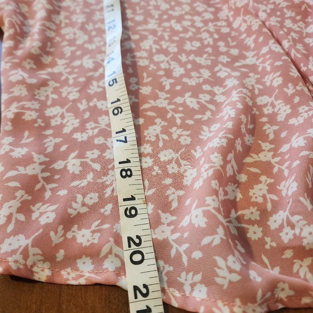 Sienna Sky Pink Flora V- Neck Bell Sleeve Waist Tie Flowy Women's Top Size M - Picture 8 of 8